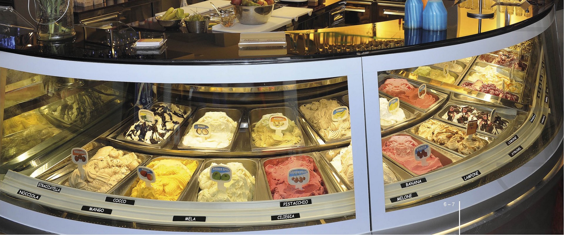 Realizzazione di vetrina espositiva per gelato con modulo Linea Kuadra